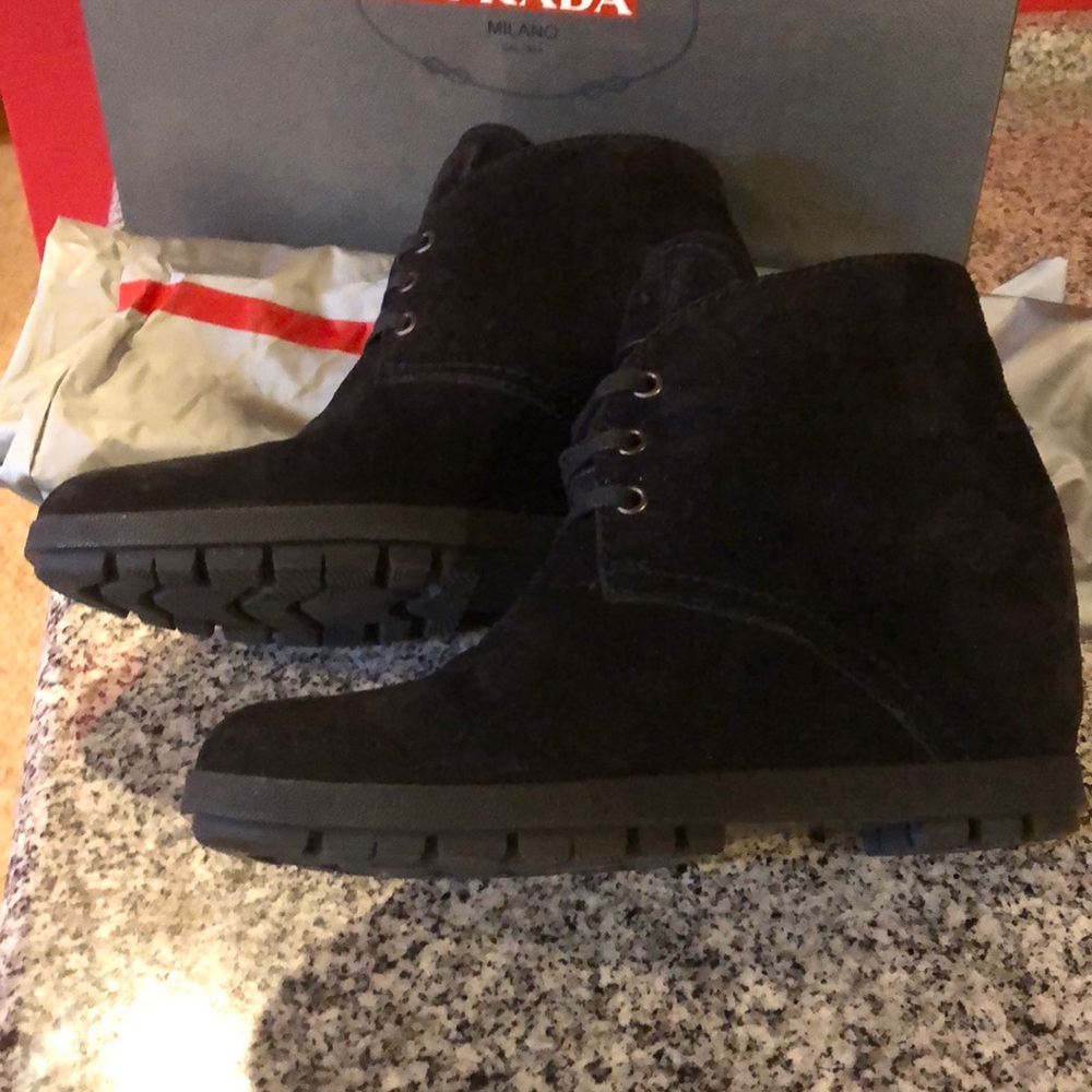 Prada black suede boots It 37,5